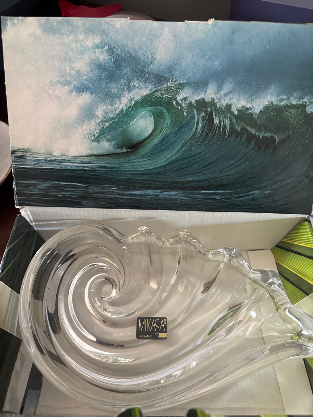 Mikasa Clear Swirl Glass Shell Bowl
